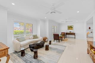 Burleigh Bliss Waterside Escape with Pool - 5