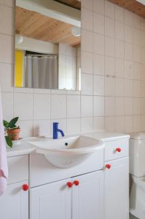 Thatched Farm By The North Sea's Wide Shores - 1