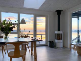 Secluded House With View Over Kertinge Nor - Munkebo - 0