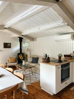 Personal Style In A Home Between Vig And Høve - Vig - 2