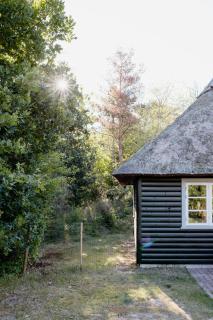 Thatched Summer Home Perfect For Two Families - Gilleleje - 2