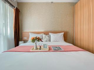 Best Deal and Homey Studio Grand Sentraland Karawang Apartment By Travelio - 9
