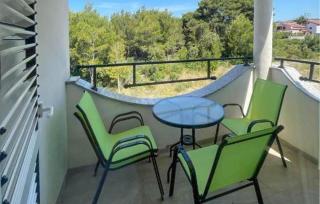 Gorgeous Apartment In Bibinje With Wifi - 3