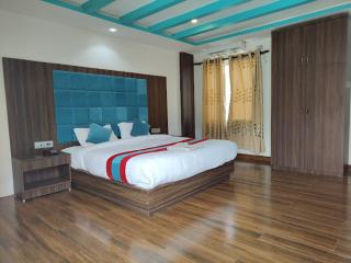 River Beach Resort - Benighāt - 9