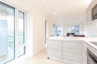 Luxury 2 Bedroom Apartment In Central London - Woolwich - 9