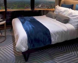 Jazz Air Rooftop Penthouse Bar Gym Swim Park 300 Mbps Air 4034 - 9