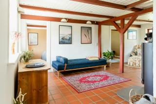 Timber House With Sauna And Activity Room - 8