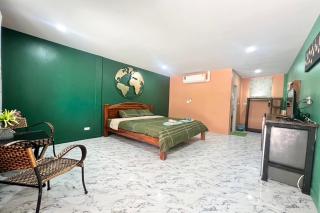 Koon Hom Apartment - 5