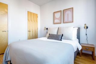 Hells Kitchen 1BR w Doorman nr Central Park NYC-521 - Nova Iorque - 3