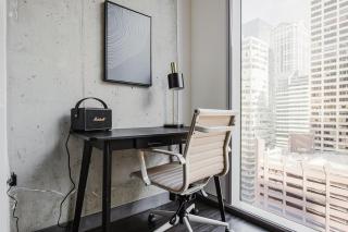 Blueground The Loop pool gym nr Willis CHI-1176 - 6