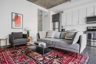 Blueground The Loop pool gym nr Willis CHI-1176 - 7