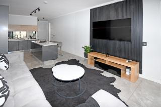 Thango Res Ellipse Waterfall. - 7