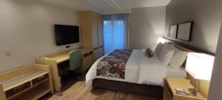 RARIDADE!!! - Flat Particular de Alto Padrão - Limpeza Diária Gratuita - Excelente Atendimento - Ótimo Preço - Cama King Size - Dentro do Hotel Lets Idea - 1