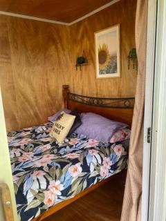 Waitomo Farmstay - Cabin 3 or 4 - 7