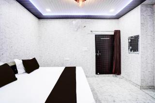 Hotel O Life Inn - Colonelganj - 1