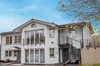 Villa i Sollentuna - Lyx, Komfort och Privat Gym - Sollentuna - 0