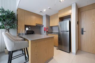 1BR Cityscape by Blue Cloud Holidays - - 3