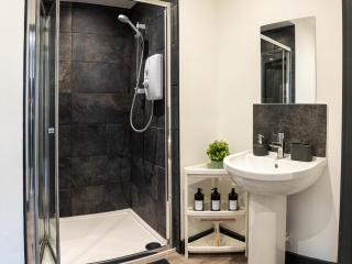 Ilkeston High End Apartments Perfect For Contractors - 2