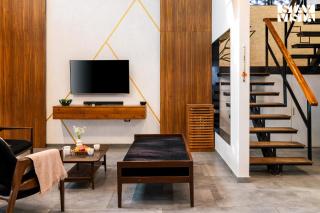StayVista's One Villa - Pet-friendly charm with Farm views, Modern decor & A refreshing plunge pool - Karjat - 3