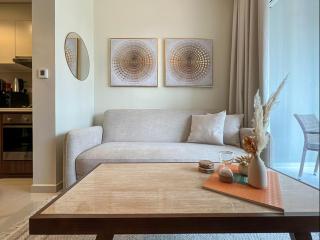 Keyrock Living - 1BR at Reva Residence with Lake View - 3