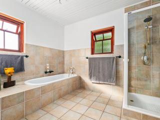 Clifftop Retreat - Knysna - 1