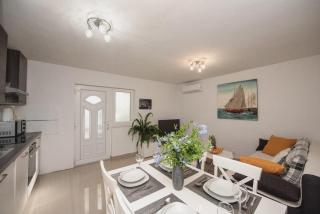 Apartments Mate - Split - 9