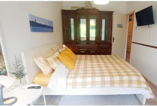 Quarto Cama Queen Lisboa Benfica em apartamento familiar - Casa de banho compartilhada - Temos cão - Lissabon - 9