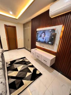 Executive suite 2 Bahria town - 3