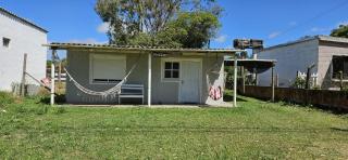 PRAZER, Casa de Vacaciones en Barra del Chuy, Sol, Mar, Comodidad y compras a 400 mts del mar, se reserva con seña! - Barra del Chuy - 0