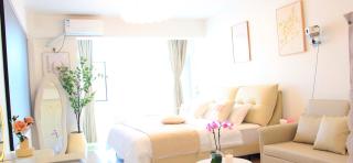Beijing Hills&Courtyard Siheyuan Romance Hotel - Baita Temple Financial Street - 8