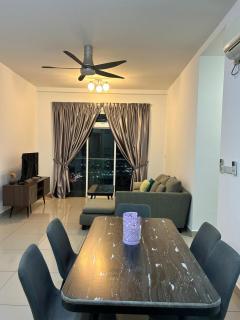 New 2BR Twin Galaxy at JB Town,KSL,CIQ - Johor Bahru - 4
