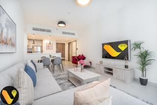 Vogue Al Wasl 1 Residence East - Stunning 24th Floor View of Glow Garden, Near Metro, with Easy Access to Sheikh Zayed Road & Dubai World Trade Centre - 0