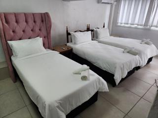 Blythedale Beach Apartment 2 - 2