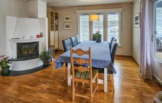 4 Bedroom Awesome Home In Sandefjord - Sandefjord - 8