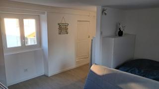 Studio rénové au centre-ville - 1