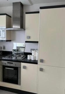 One bedroom - Mill Hill - 2