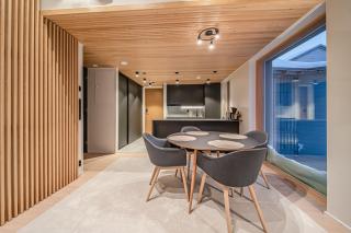 Frozen Chalet Ski-in Ski-out by Aavalevi - 6