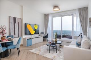 Vogue Al Wasl 1 Residence West 33rd Floor with Sea View , Prime Location walkable to Dubai Metro, Easy Access to Sheikh Zayed Road & Dubai World Trade Centre - 0