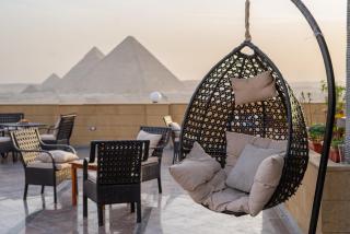 poutique pyramids view inn - 1