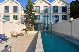 Modern Elegance Pool Villa - 0