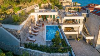 LUXE house near beach with pool,jacuzzi, sauna - Jesenice - 3