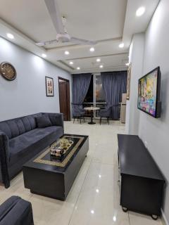 Apartment in Bahria town Lahore - Lahore - 9