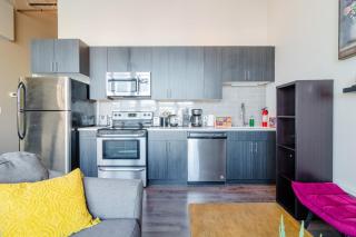 McCormick Place Studio with optional parking and sleeps up to 4 - Chicago - 4