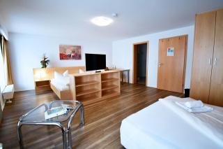 AKZENT Hotel Grüner Baum - Dettelbach - 4