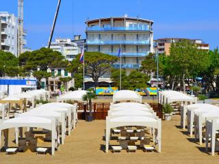 Apartment Sunbeach-2 by Interhome - Lignano Sabbiadoro - 8