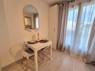 Studio neuf centre ville, proche port et commerces - Bandol - 6