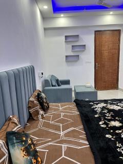 Happy stay studio 2 - Noida - 7