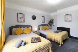 Open Mind Property - 2 BR, 4 Beds & 9 Guests - 2