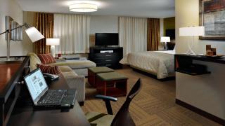 Staybridge Suites Dearborn by IHG - Dearborn - 4