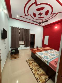 Riddhi Homestay - Ayodhya - 0